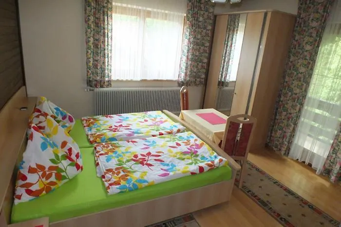 ホテル Liesertalerhof 3*