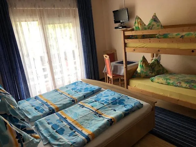 ホテル Liesertalerhof 3*